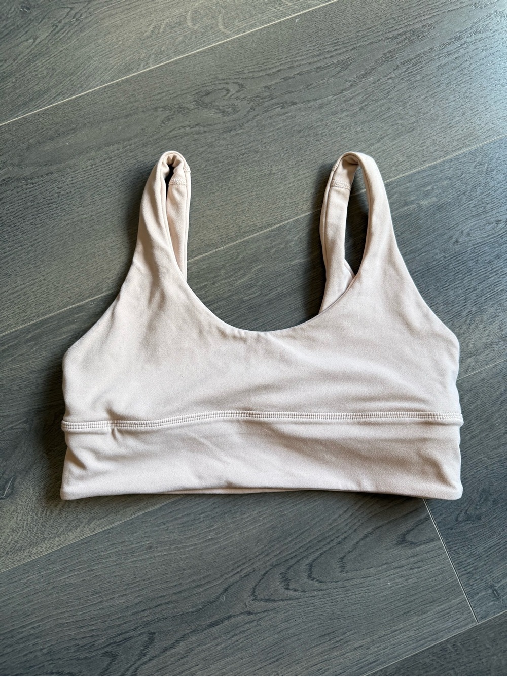 Lululemon bra (Sz 8)